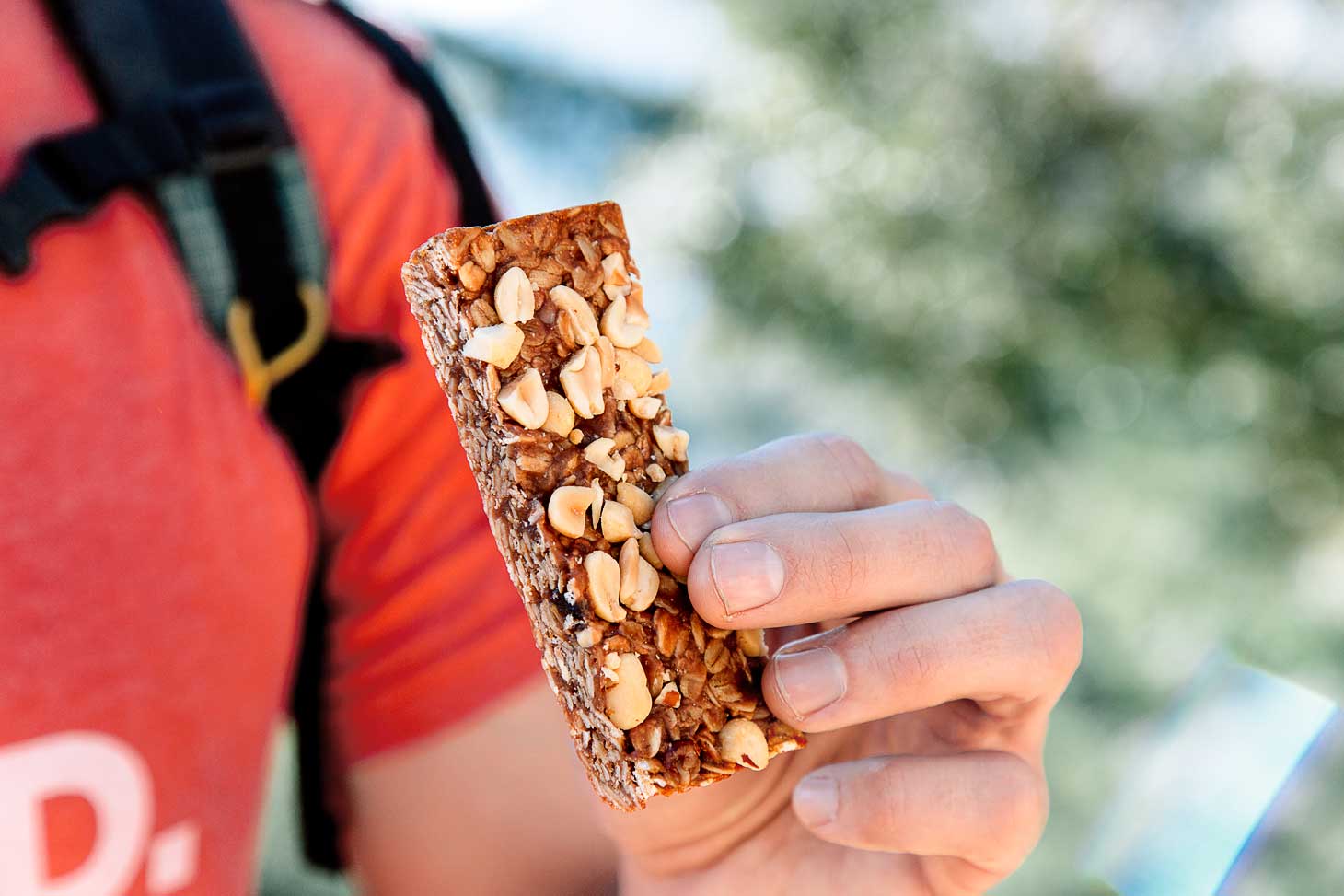 19 Best Hiking Snacks for Your Next Day Hike - Fresh Off The Grid