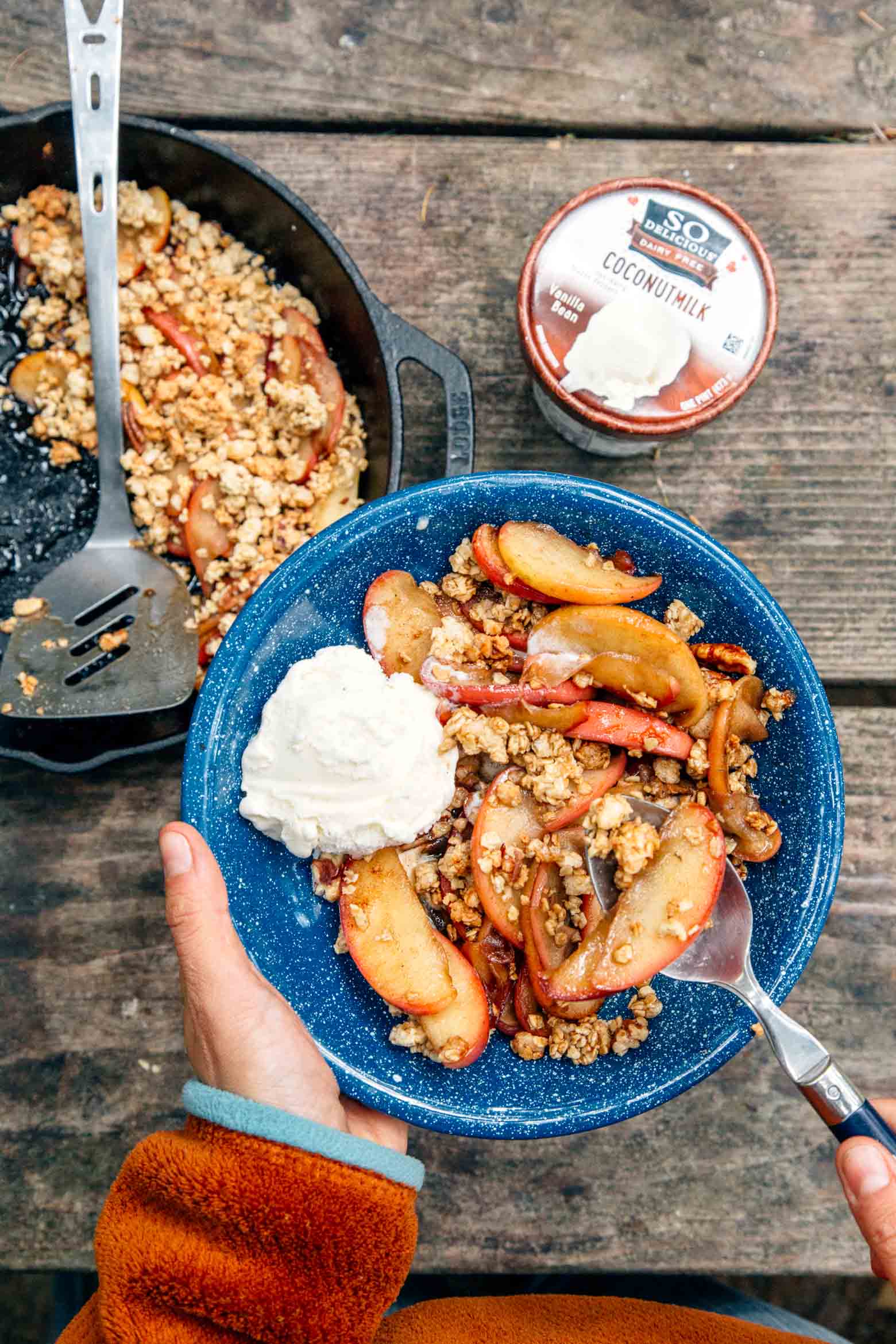 https://www.freshoffthegrid.com/wp-content/uploads/2017/09/campfire-apple-crisp-with-so-delicious-dairy-free-9.jpg